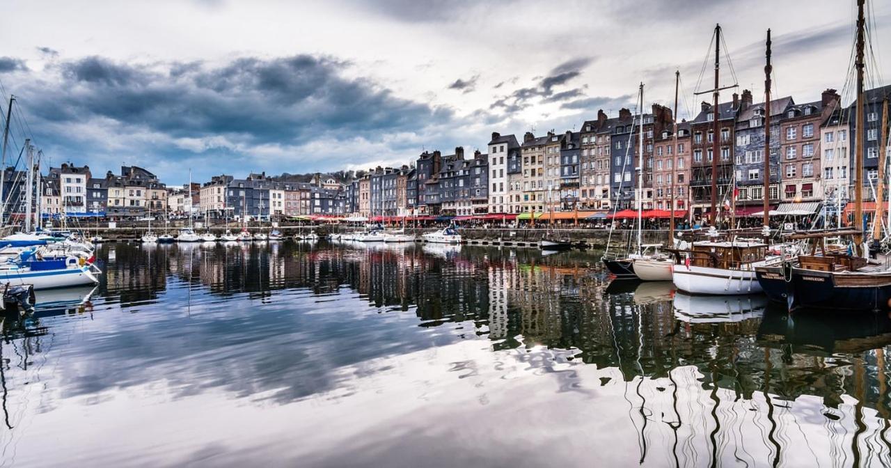 Greeter-Nid Douillet A 5 Min Du Port De Honfleur Apartment Екстериор снимка